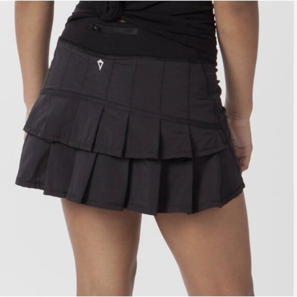 Ivivva by Lululemon Set the Pace Skirt (Black) - Size 12 - Picture 10 of 11